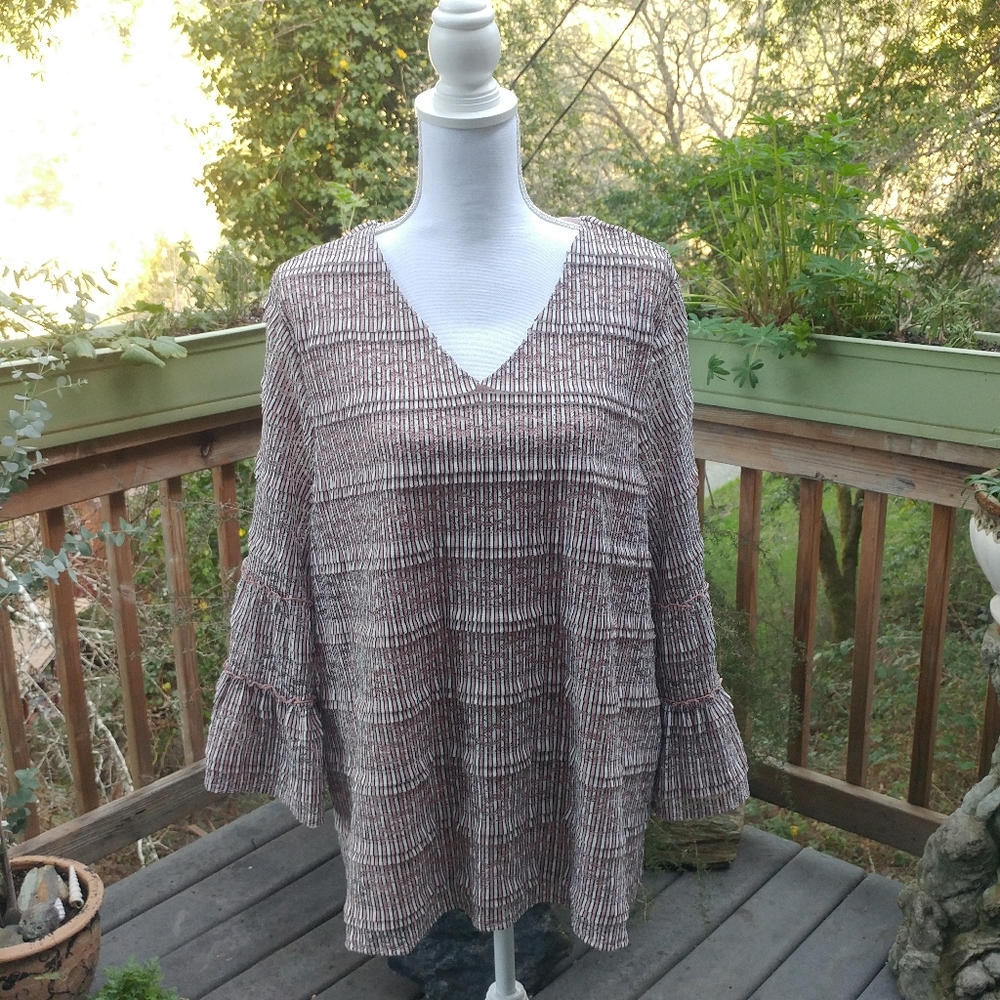 🌸Alfani Boho pink and grey bell sleeve top